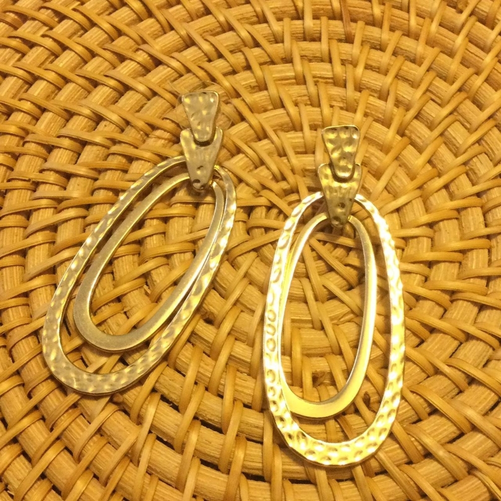 Hammered earrings